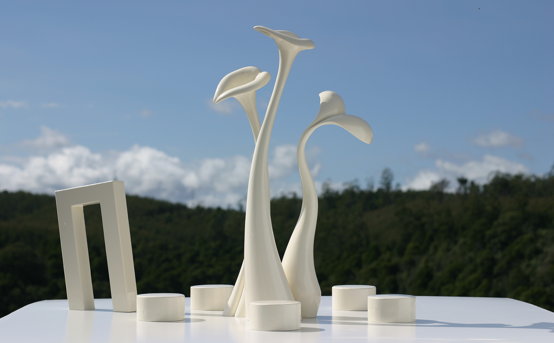 Nine, 2006, sculpture by Adrian Mauriks.