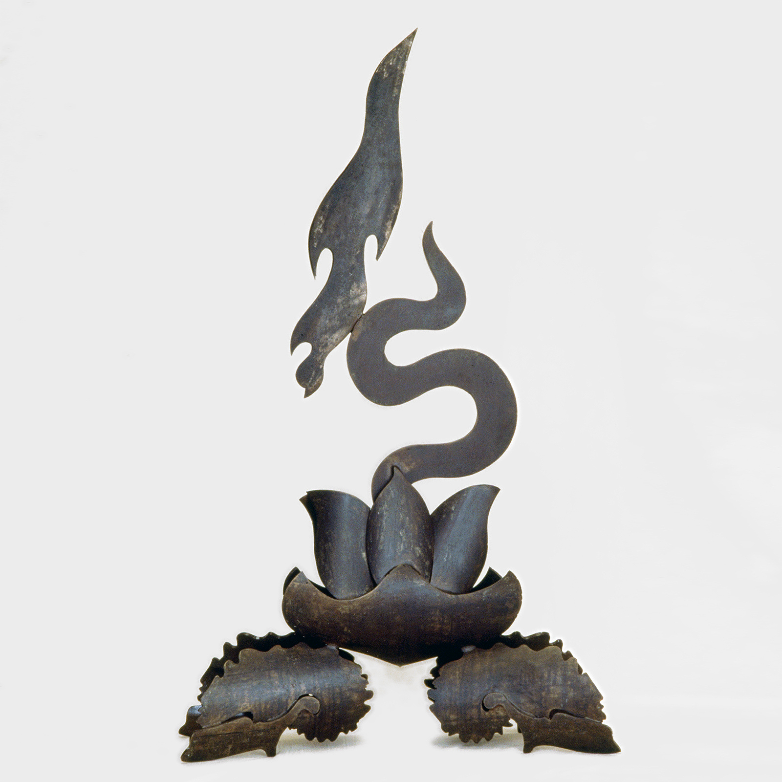 Opus 14, 1994, sculpture by Adrian Mauriks.