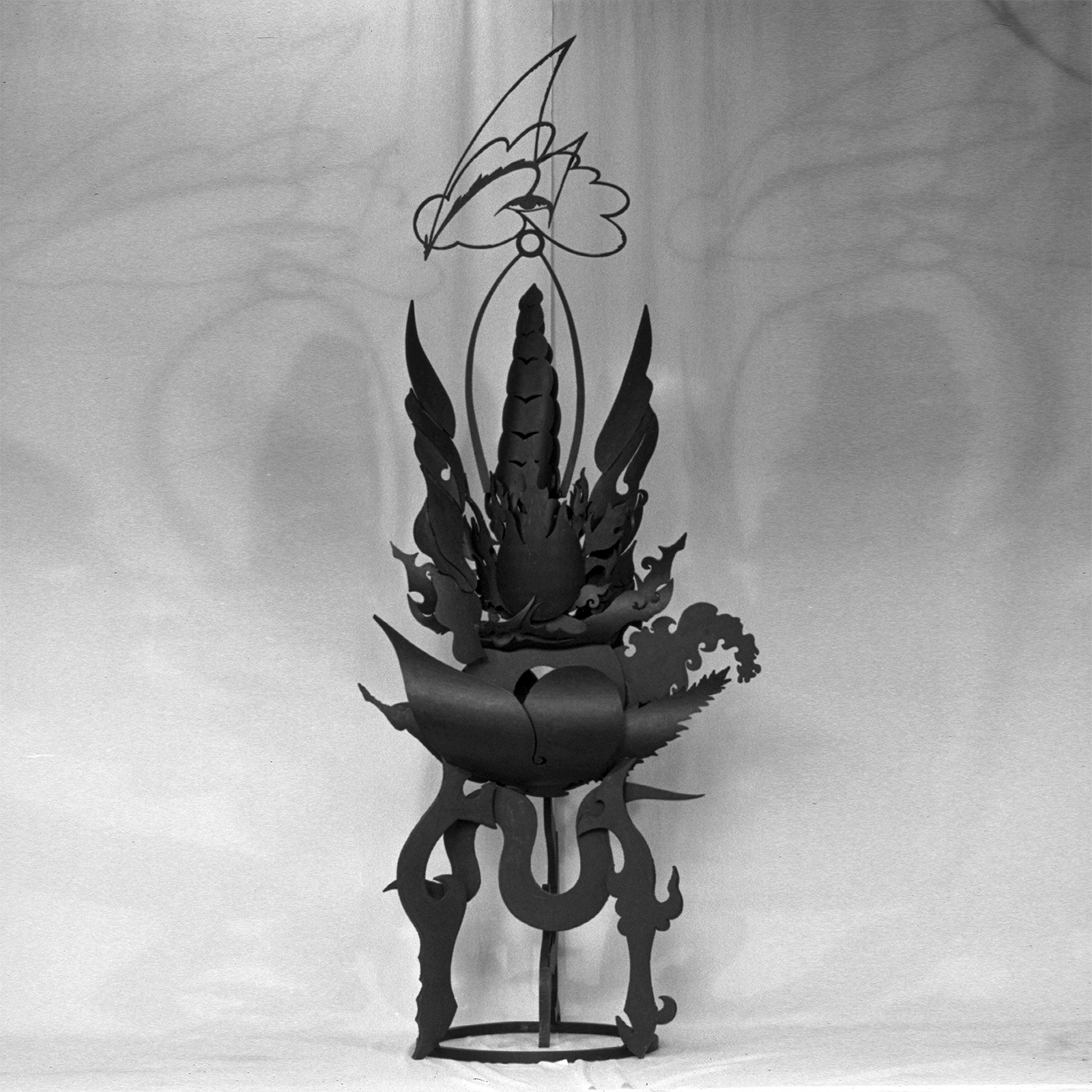 Opus Seven, 1993, sculpture by Adrian Mauriks.